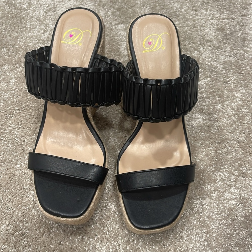 Wedges - Picture 2 of 3